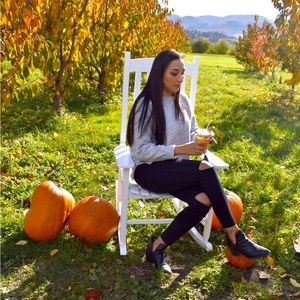 Meet your Posher, Melissa